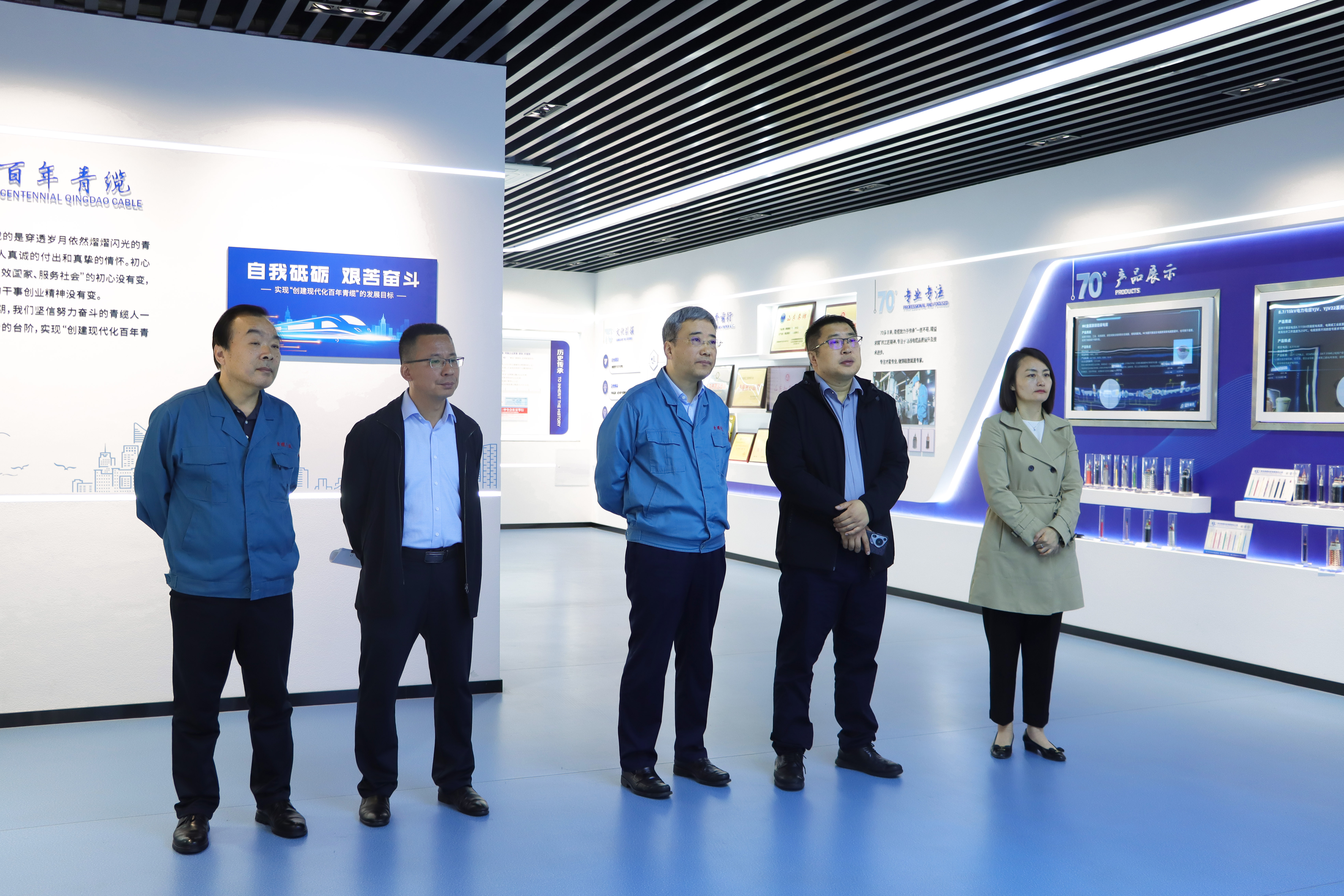 即墨區(qū)領(lǐng)導(dǎo)蒞臨青纜考察調(diào)研(圖1)